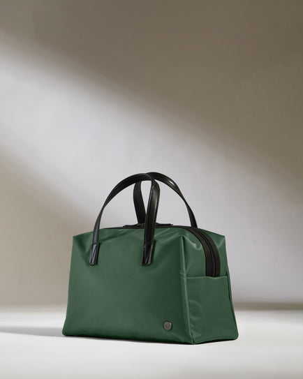 Chelsea overnight bag in woodland green