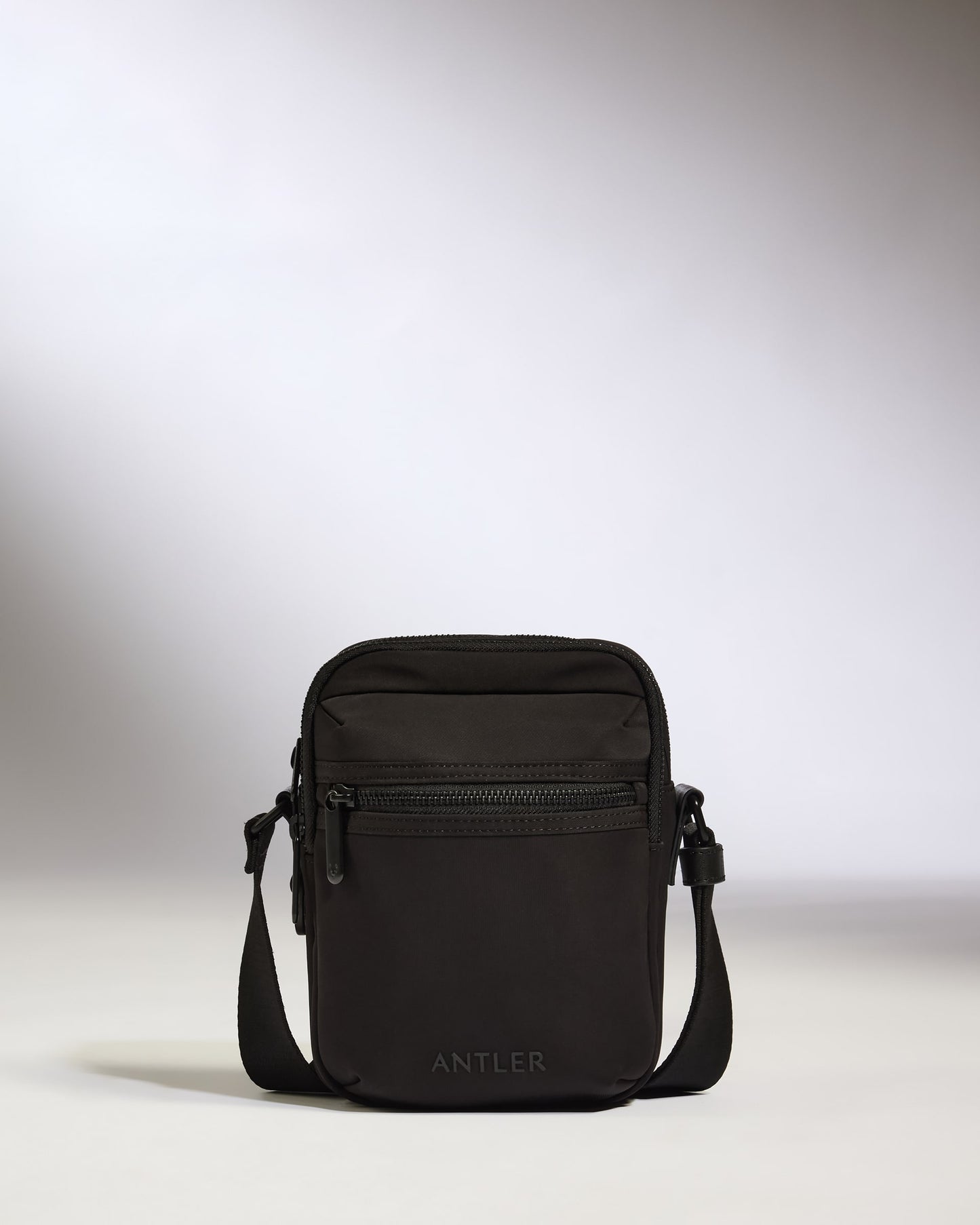 Icon Crossbody Bag in Black