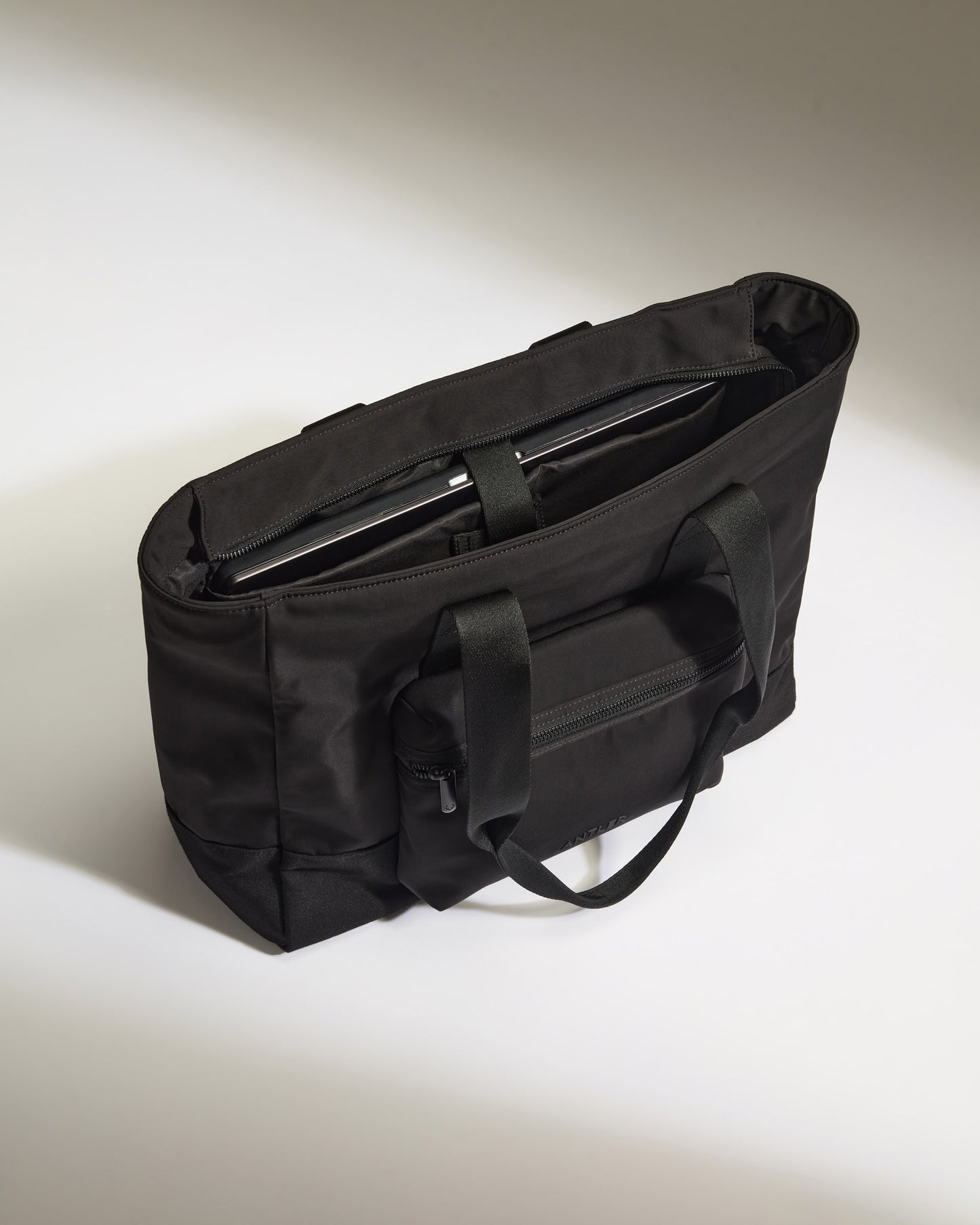 Icon Tote Bag in Black