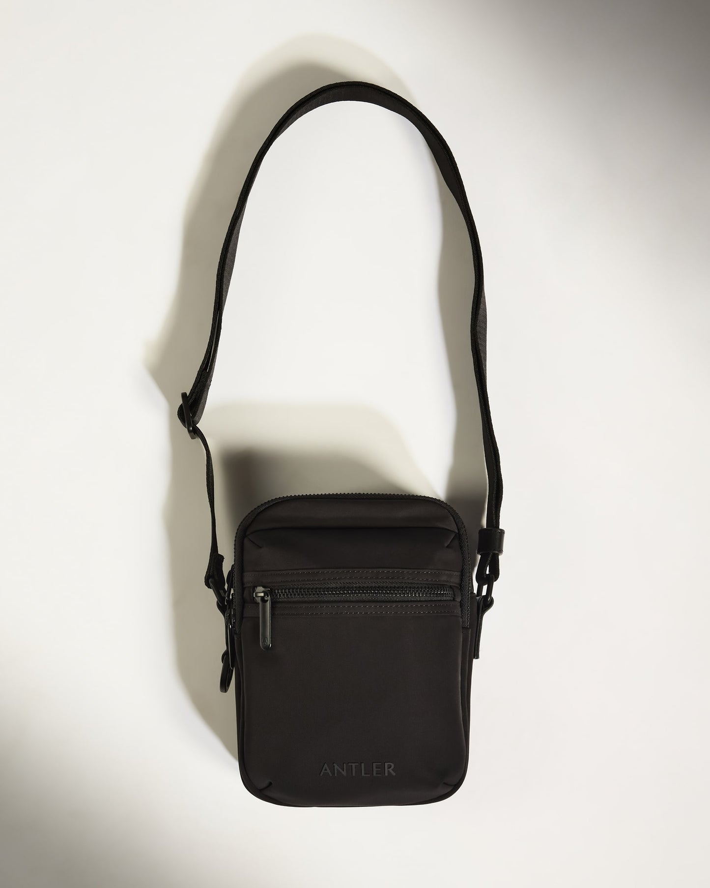 Icon Crossbody Bag in Black