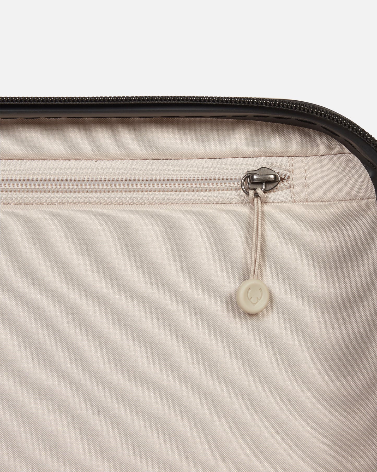 Large Luggage in Moss Grey - Logo