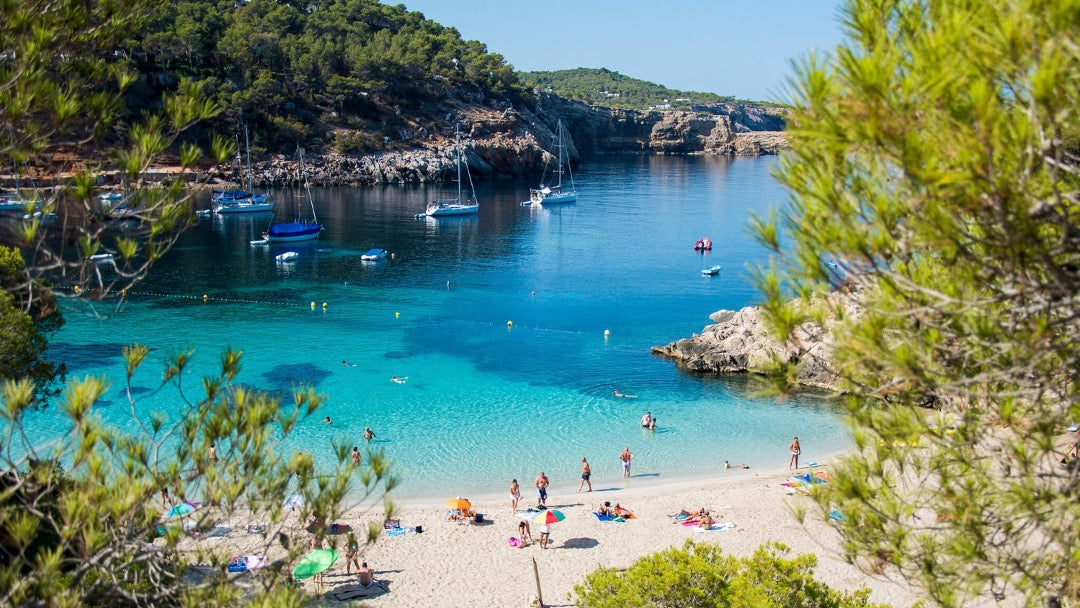 Ibiza island travel guide 