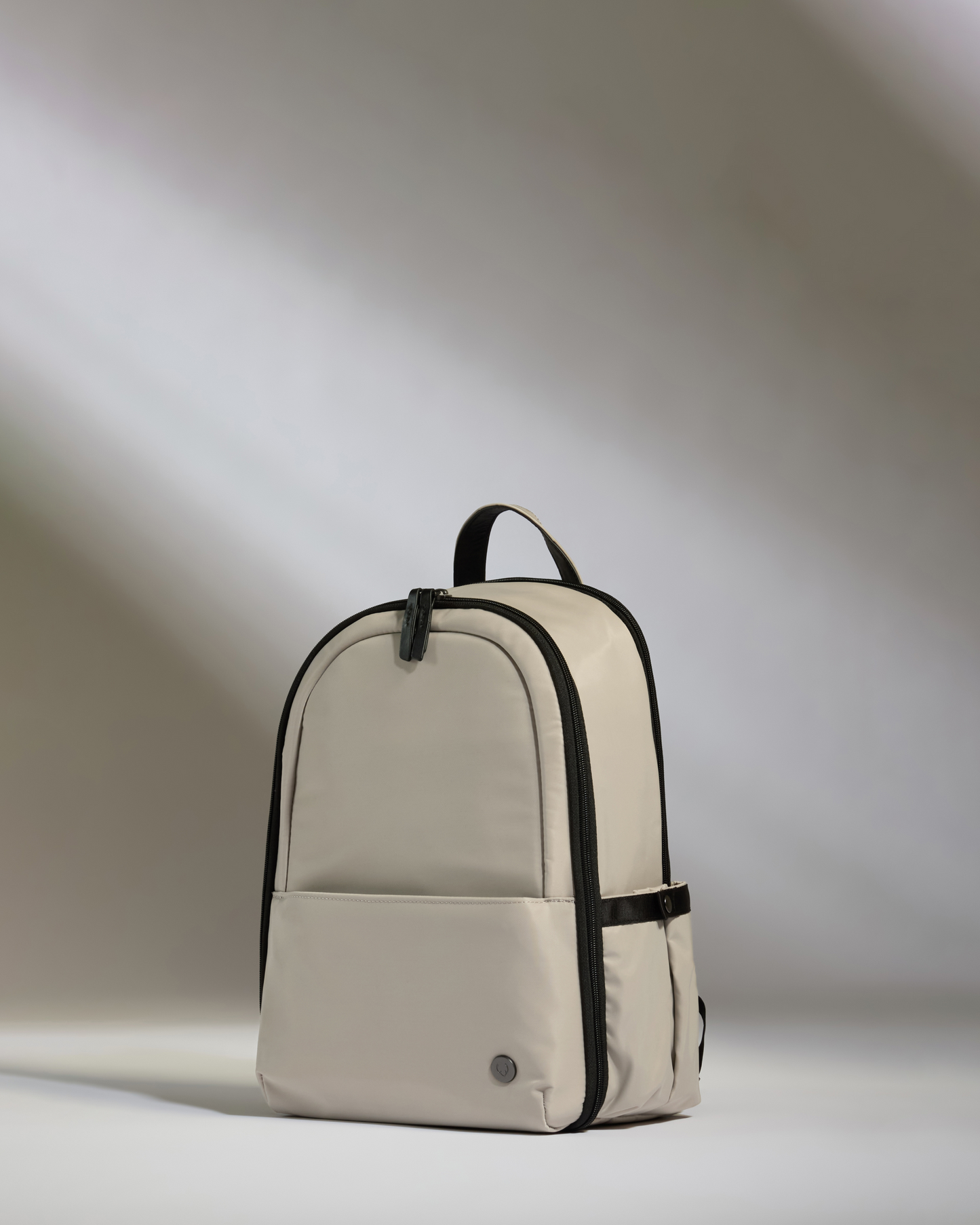 Chelsea backpack in taupe