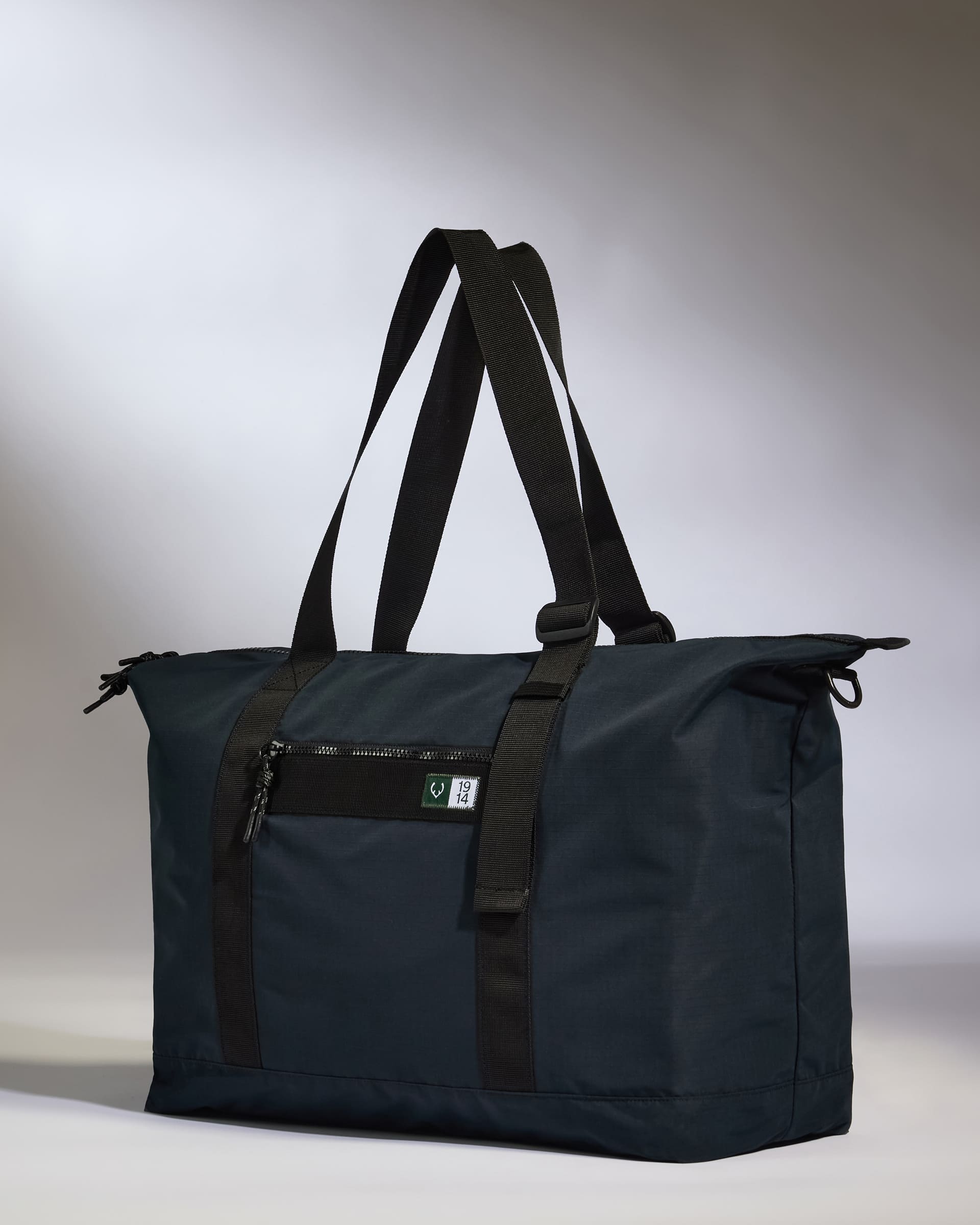 a black bag with straps