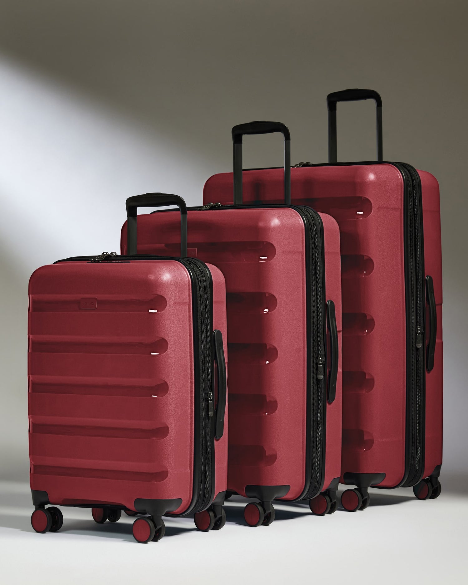 Expandable Carry-on Luggage Set in Soft Red - Logo Stripe