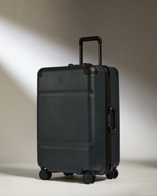 Medium Luggage in Basalt Navy - Heritage Stripe