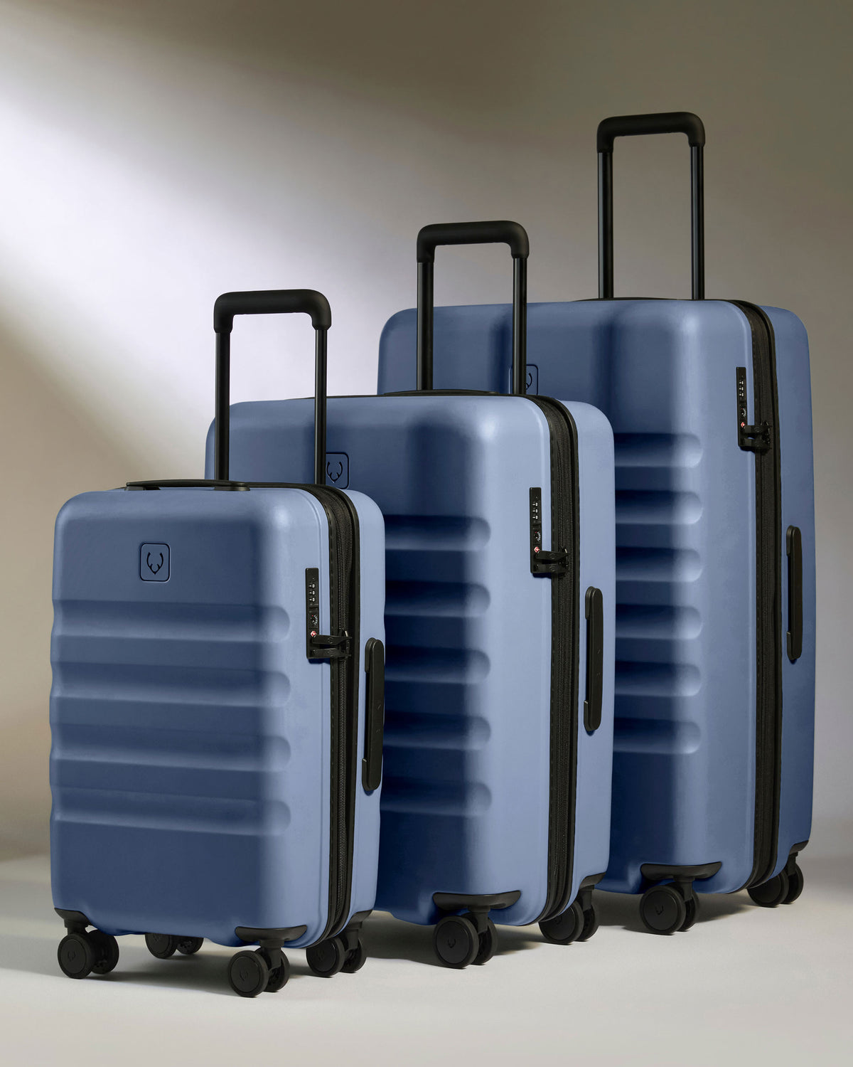 Expandable Carry-on Luggage Set in Ocean Blue - Icon Stripe