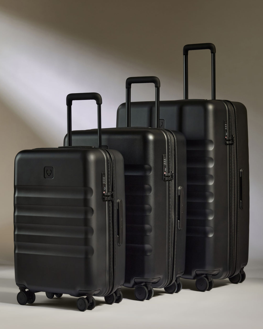 Large Carry-on Luggage Set in Black - Icon Stripe | Lightweight & Hard ...