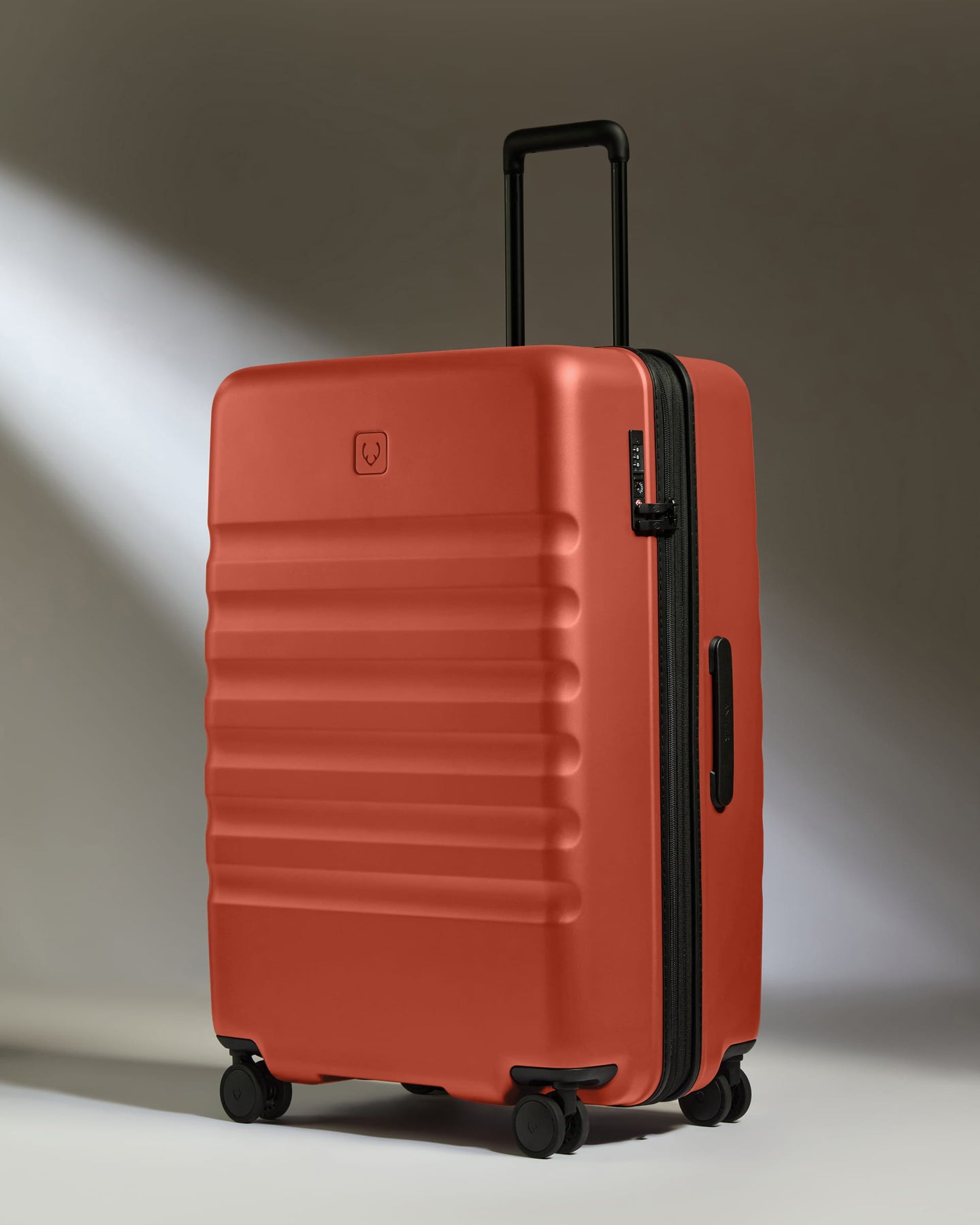 Large Luggage in Buckthorn Red - Icon Stripe