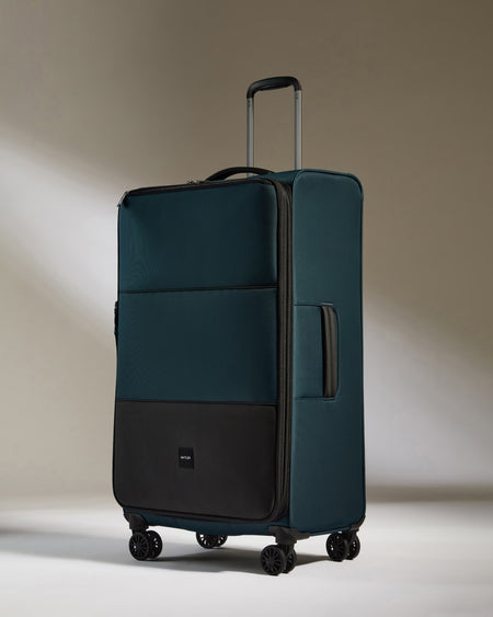 Lightest Large Luggage in Indigo - Soft Stripe