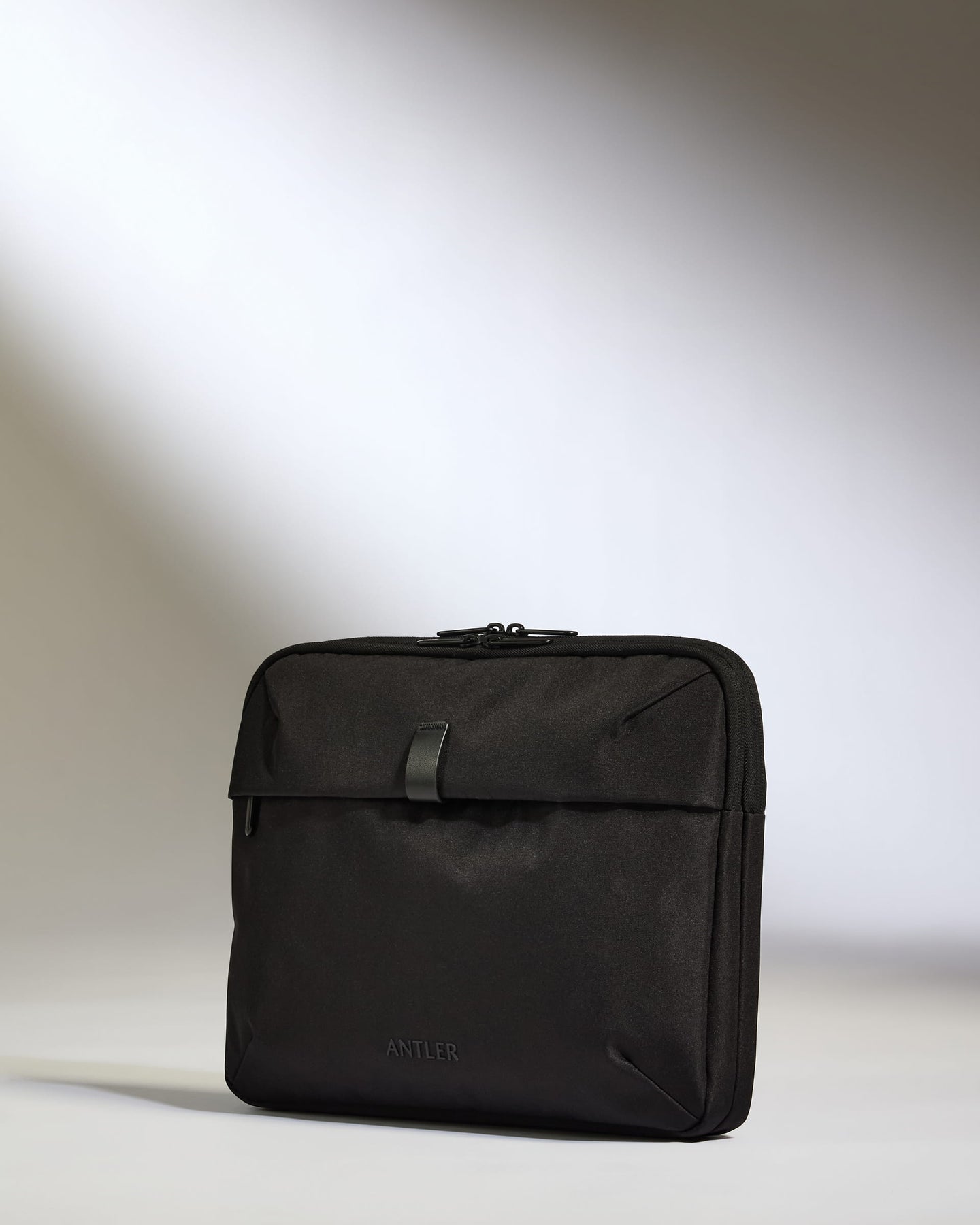Laptop Case in Black - Urban Light