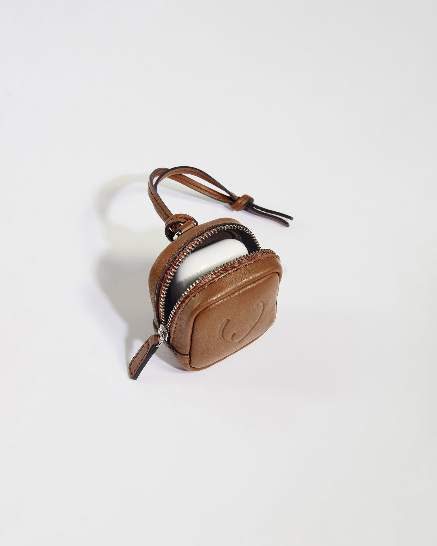 Heritage Leather AirPods Case in Tan