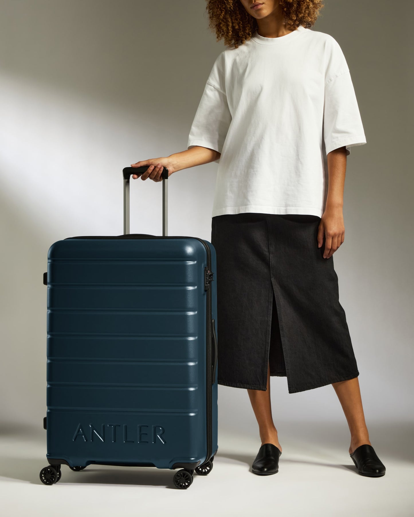 Large Luggage in Mid Blue - Logo