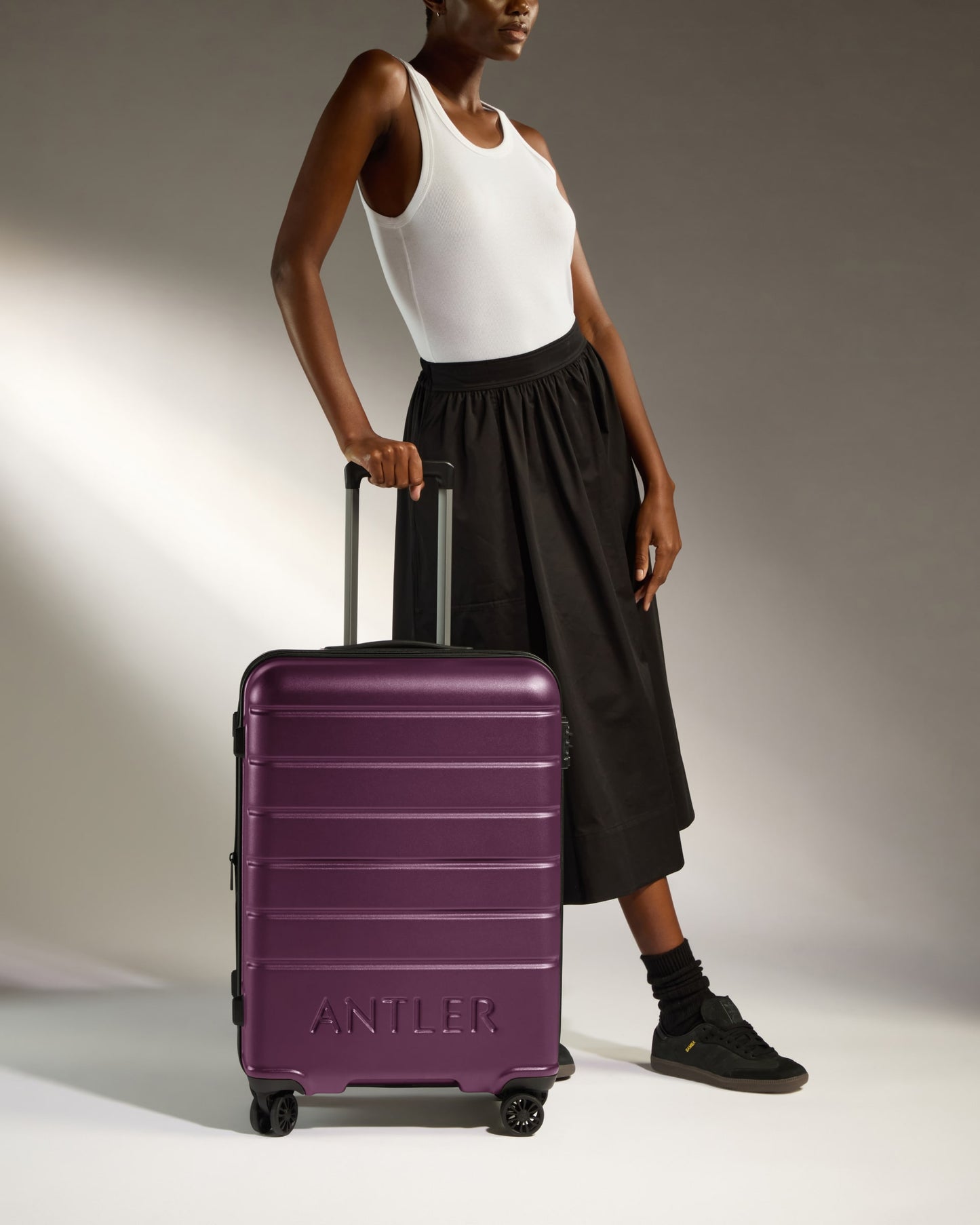 Medium Luggage in Dark Heather Purple - Logo