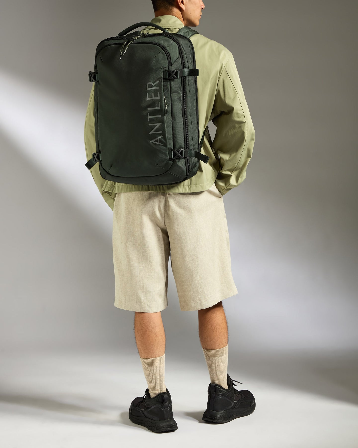 Discovery 45L Backpack in Dark Forest Green
