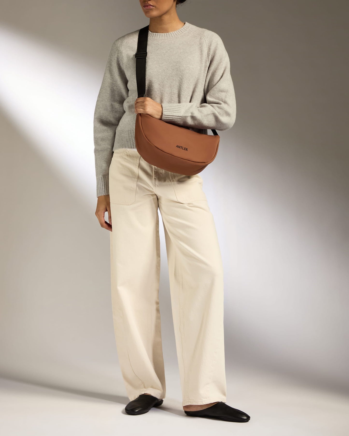 Icon Slingbag in Clay