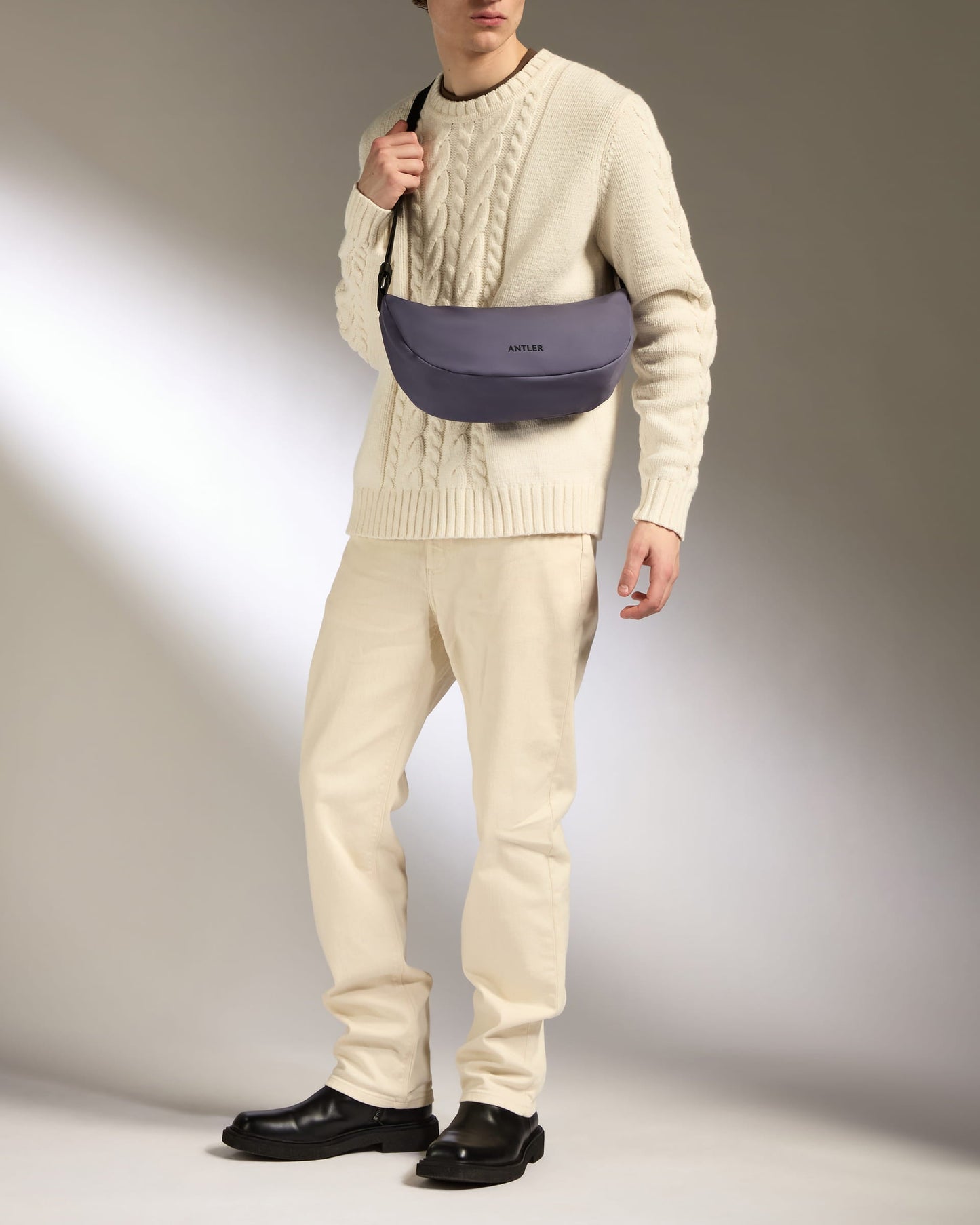 Icon Slingbag in Meadow Purple