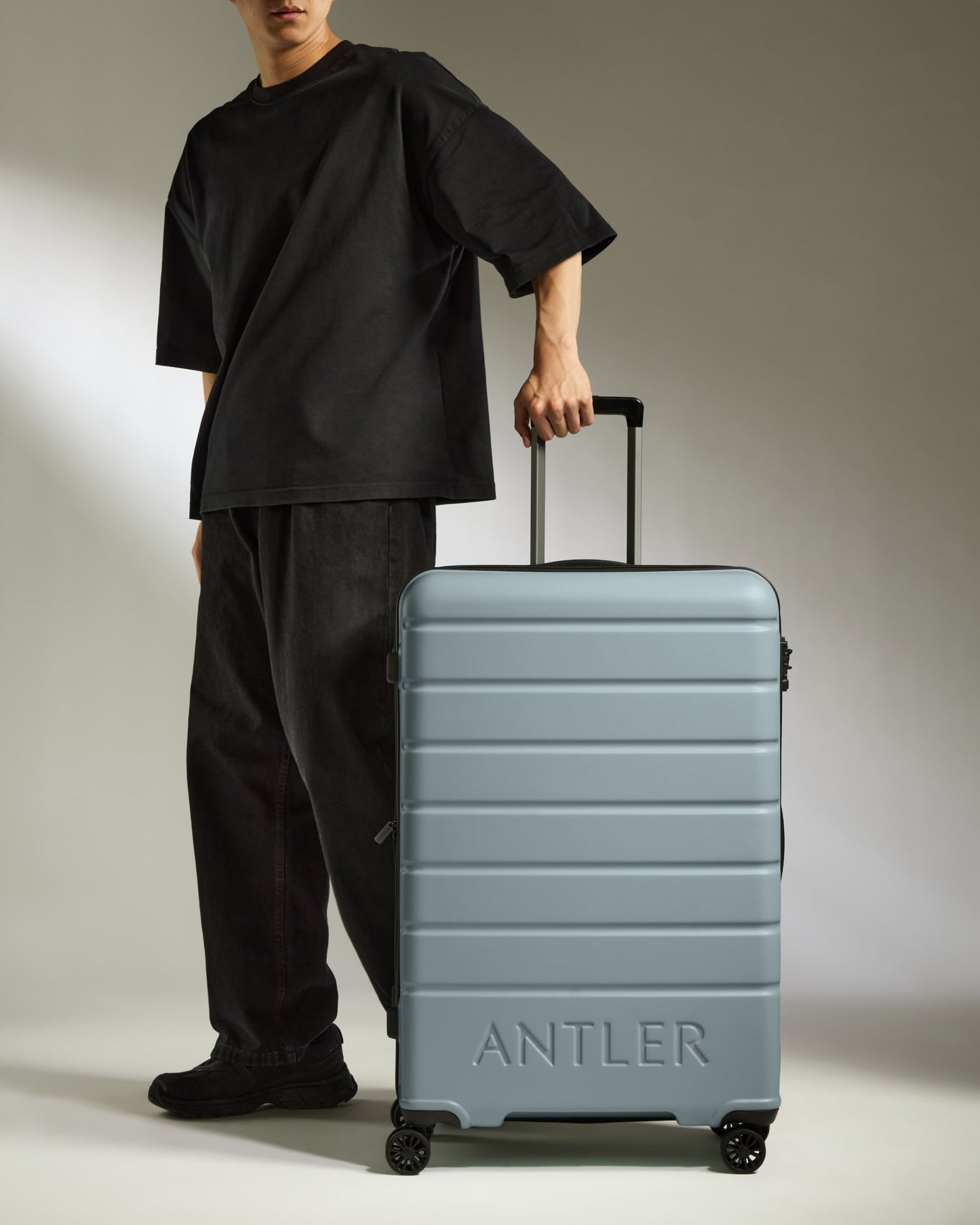 Large Luggage in Cool Grey - Logo