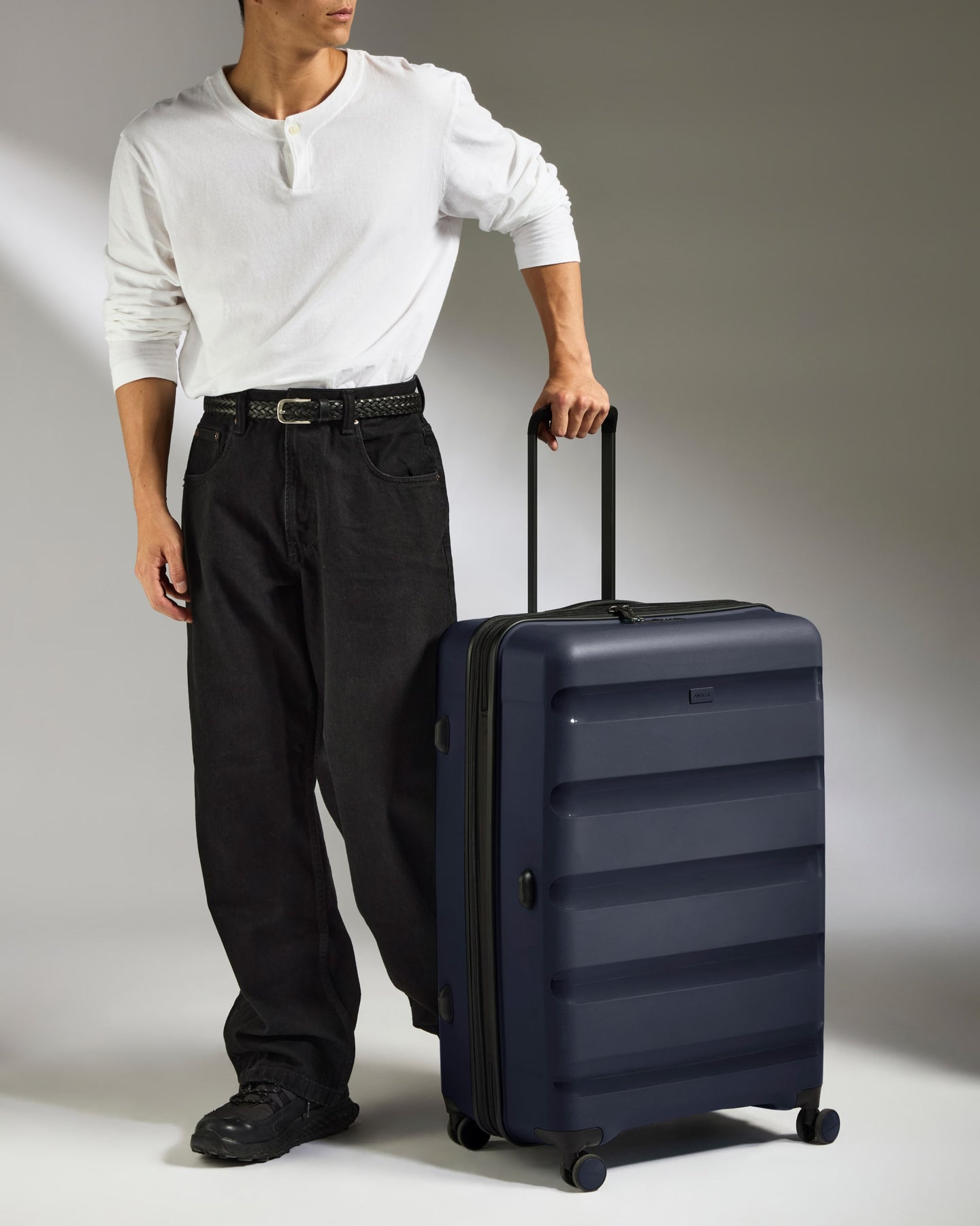 Large Luggage in Navy - Logo Stripe