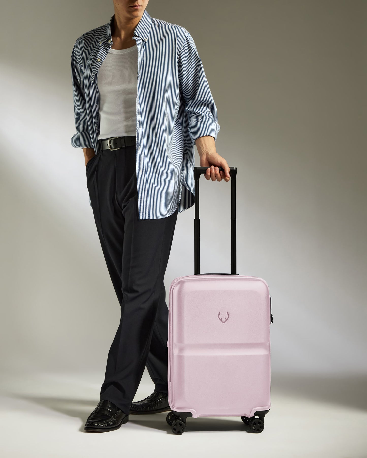 Expandable Carry-on Luggage in Dusk Pink - Single Stripe
