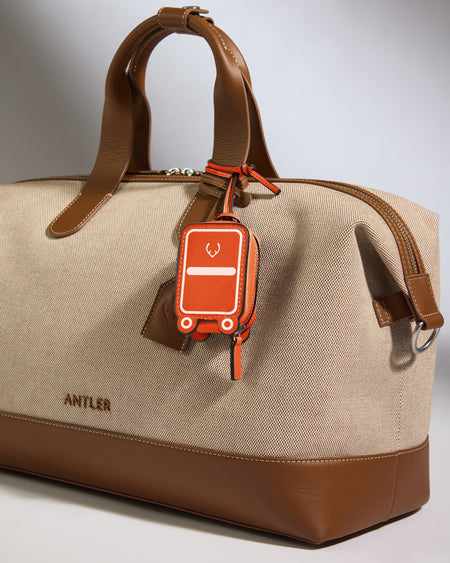 Heritage Leather AirPods Case in Coral