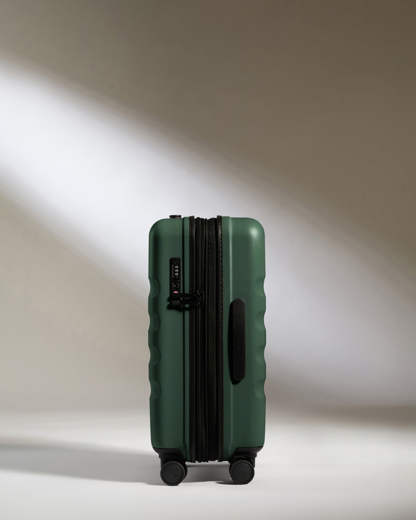 Icon Stripe Cabin with Expander in Antler Green