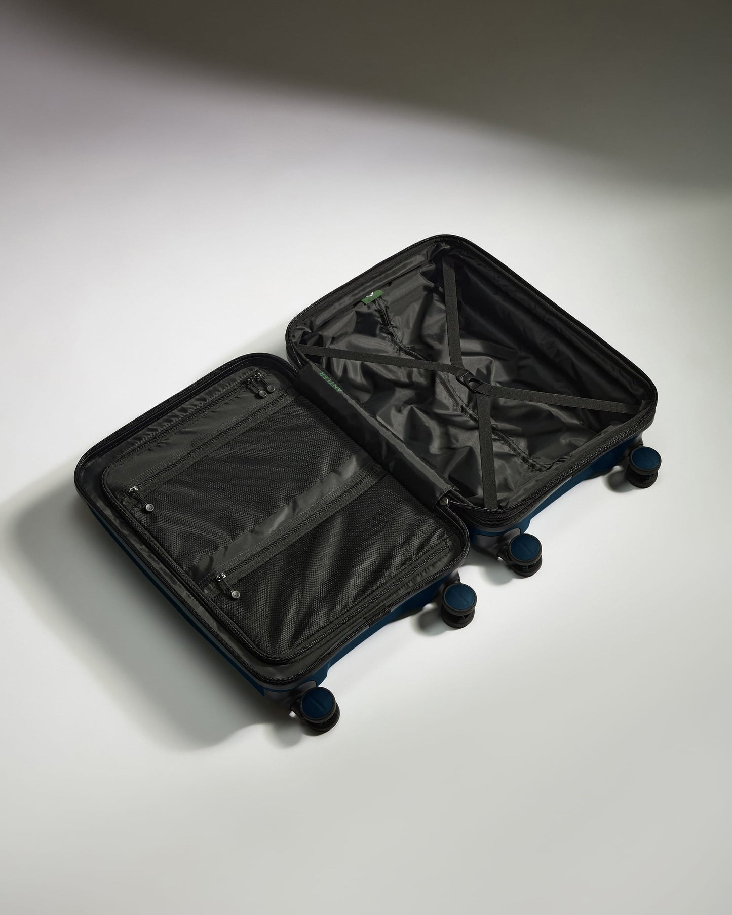 Expandable Cabin Luggage in Midnight Blue - Logo Stripe