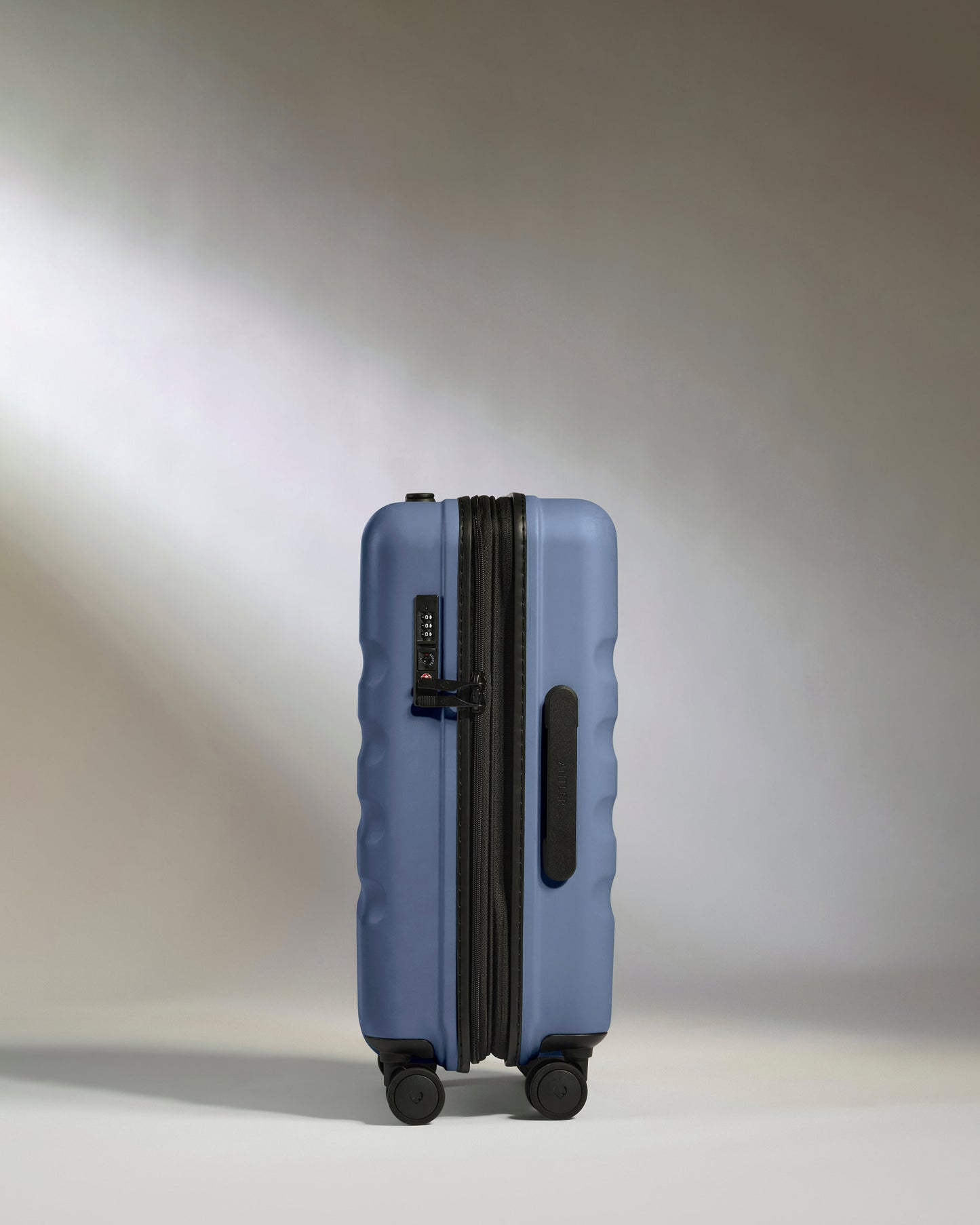 Expandable Carry-on Luggage in Ocean Blue - Icon Stripe