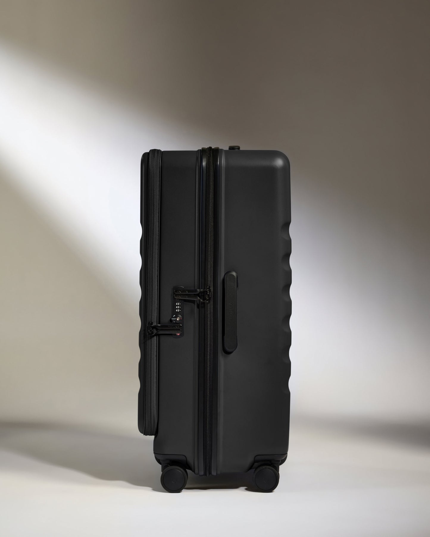 Dual Opening Large Luggage in Black - Icon Stripe