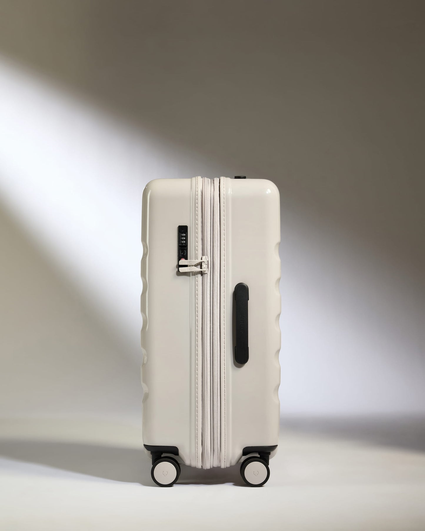 Medium Luggage in Taupe Gloss - Icon Stripe