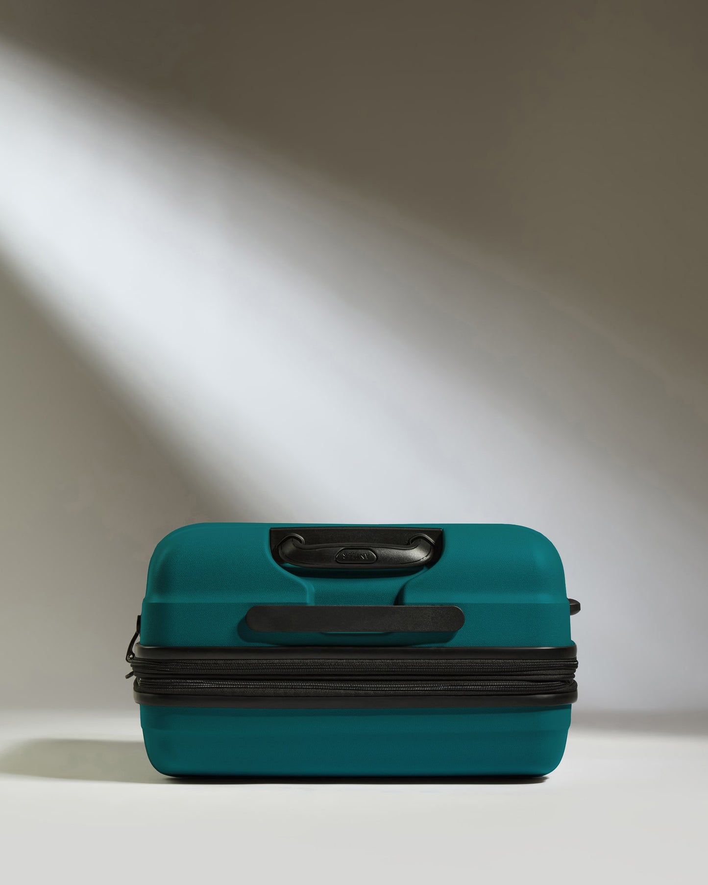 Medium Luggage in Deep Teal - Juno