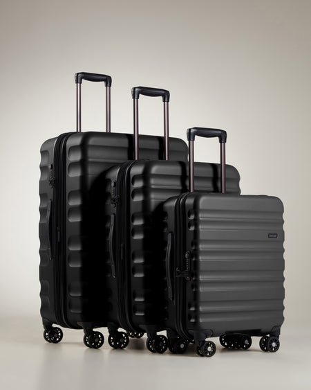 Clifton set in black