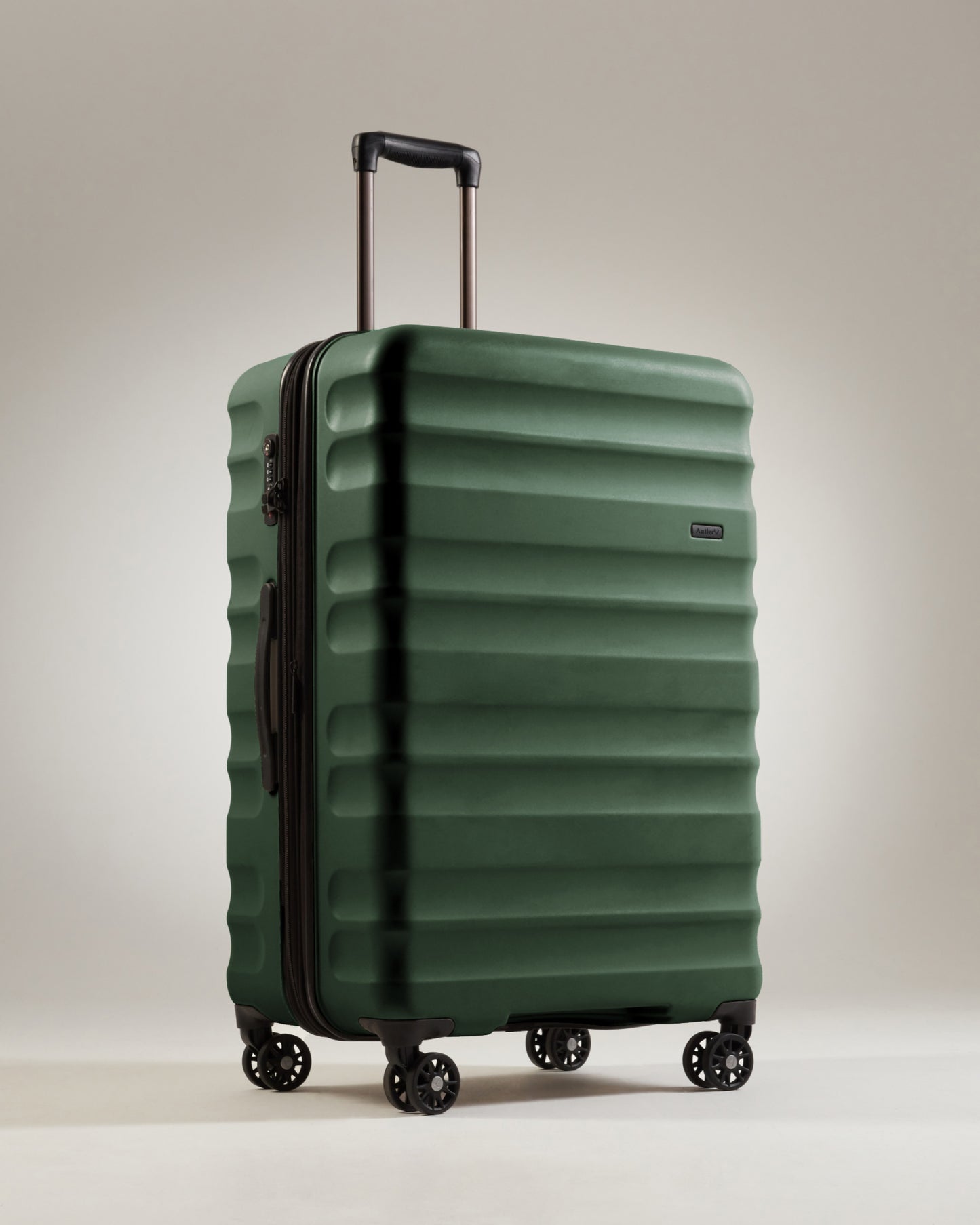 Clifton large in woodland green