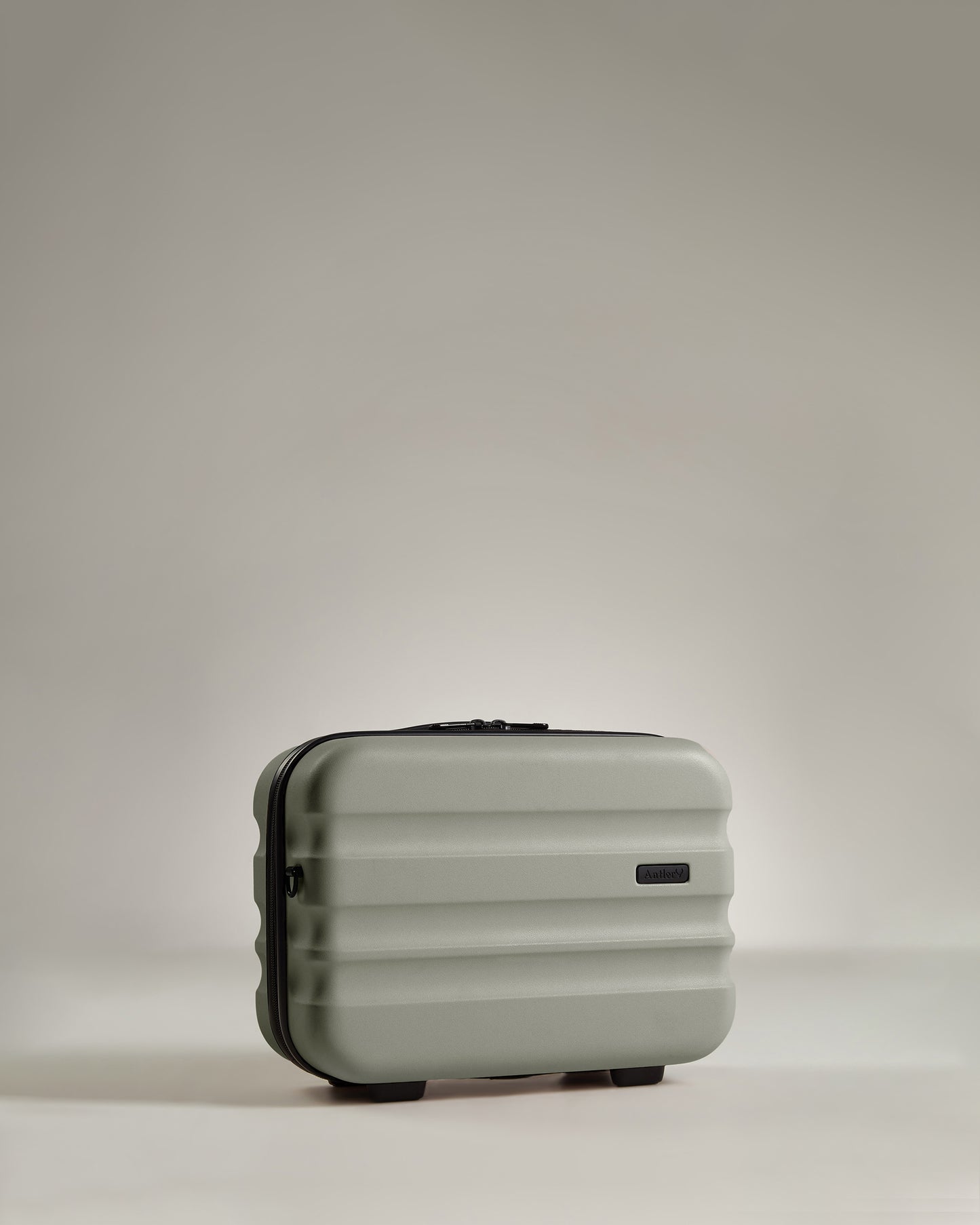 Clifton vanity case in sage