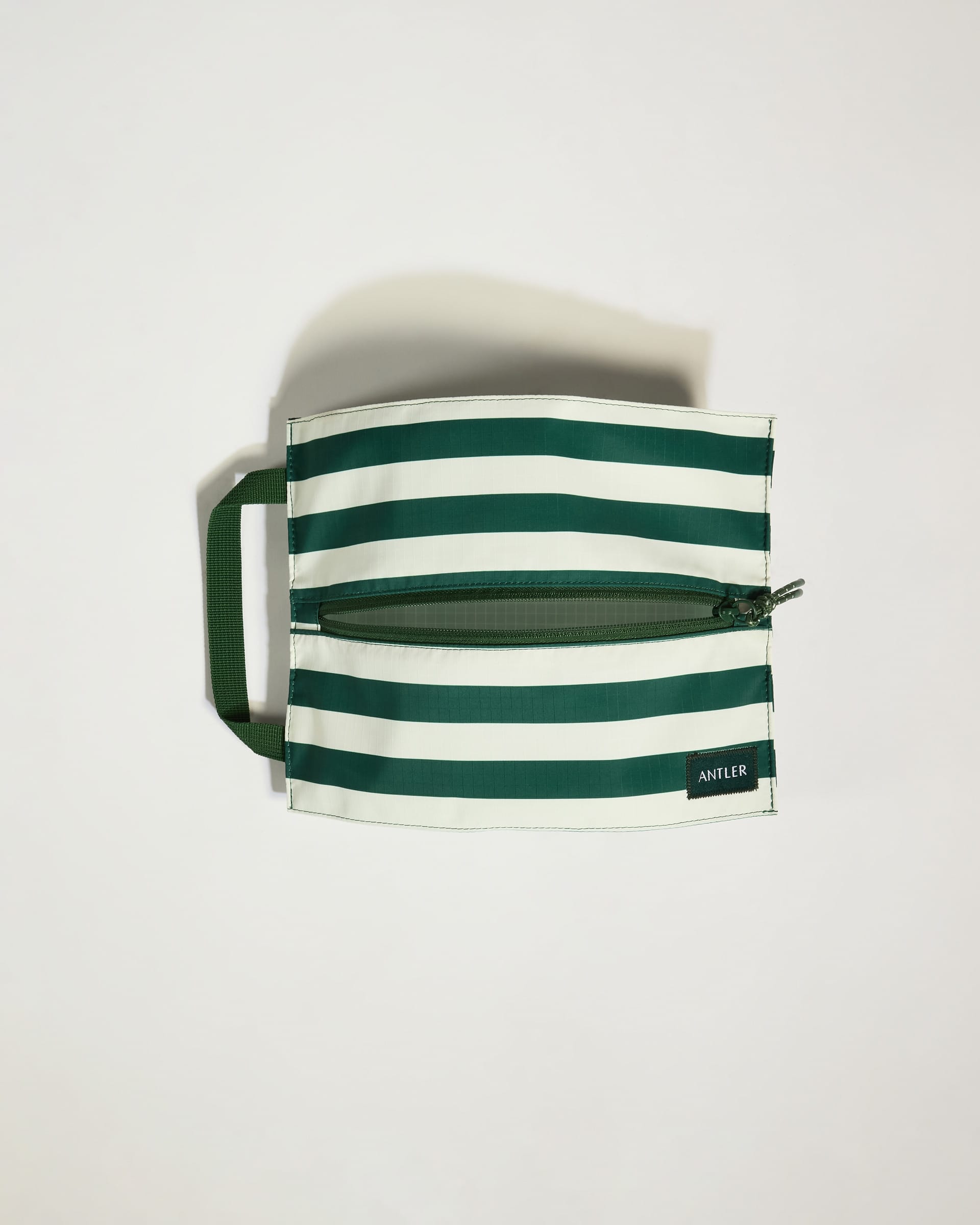 Antler Luggage -  Holiday Edit Cosmetic Pouch Green - Pouch Holiday Edit Cosmetic Pouch Green