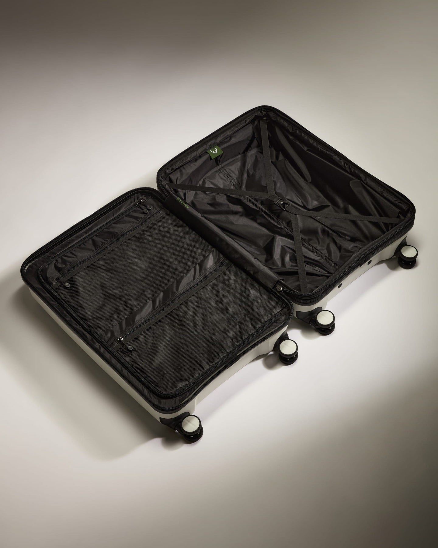 Antler Luggage -  Medium Suitcase in White - Logo Stripe - Hard Suitcase - Medium Medium Suitcase White - Logo Stripe | Lightweight Hard Shell Luggage