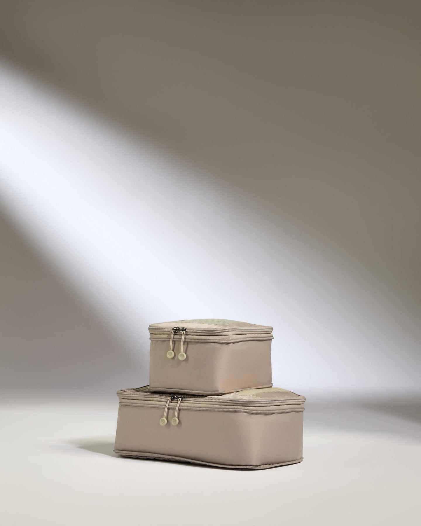 Compression Packing Cubes in Taupe - Set of 2