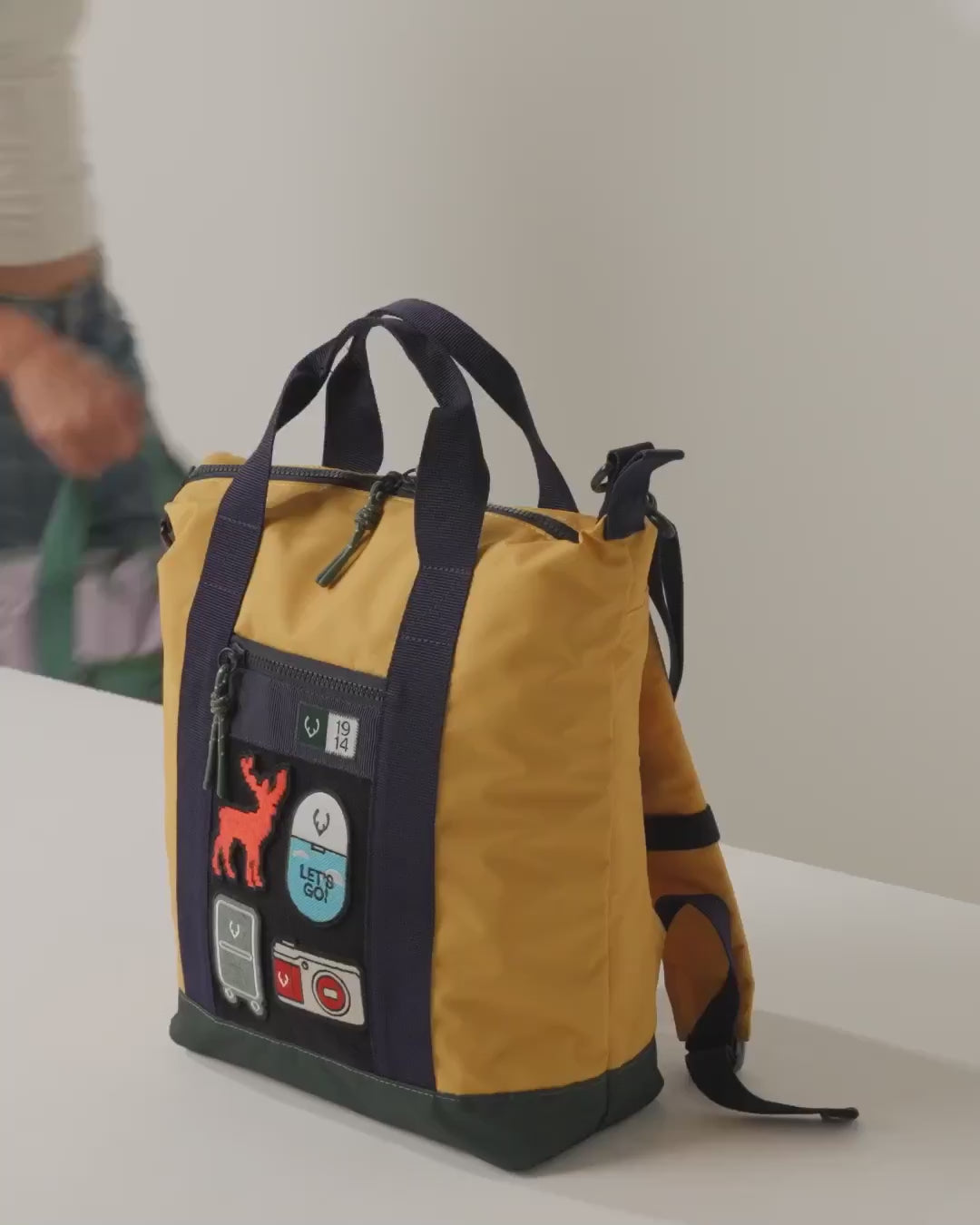 desktop video poster