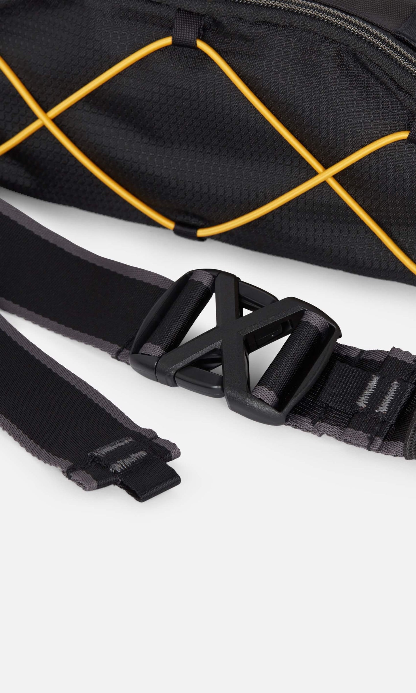 Bamburgh belt bag in black