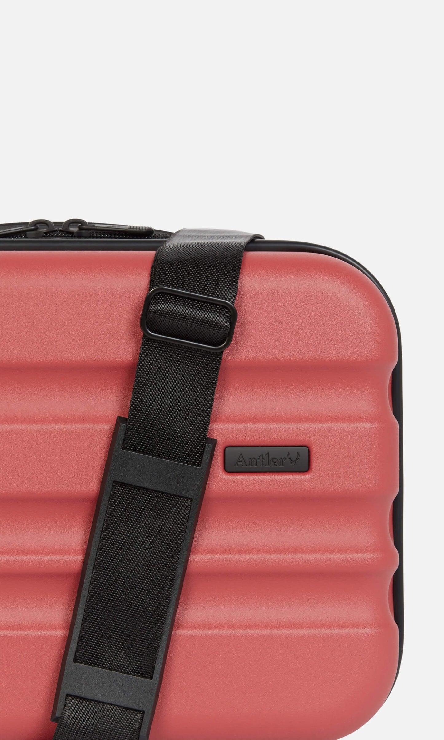 Clifton vanity case in poppy