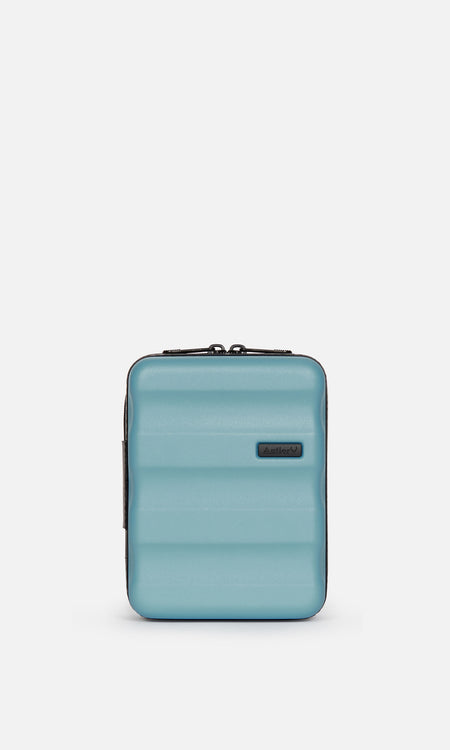 Clifton mini in ocean