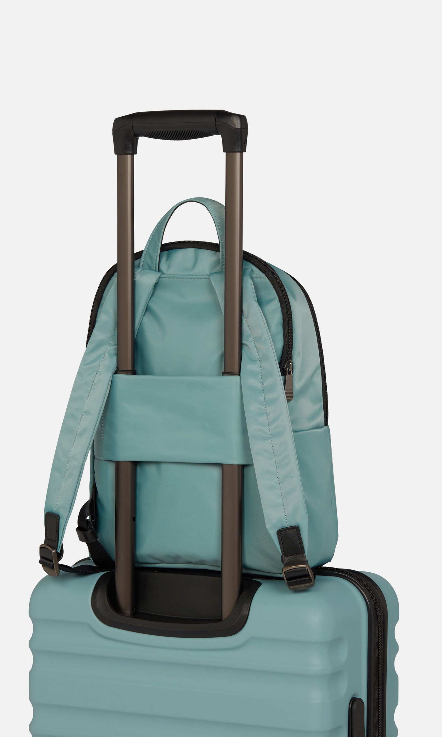 Chelsea daypack in mineral